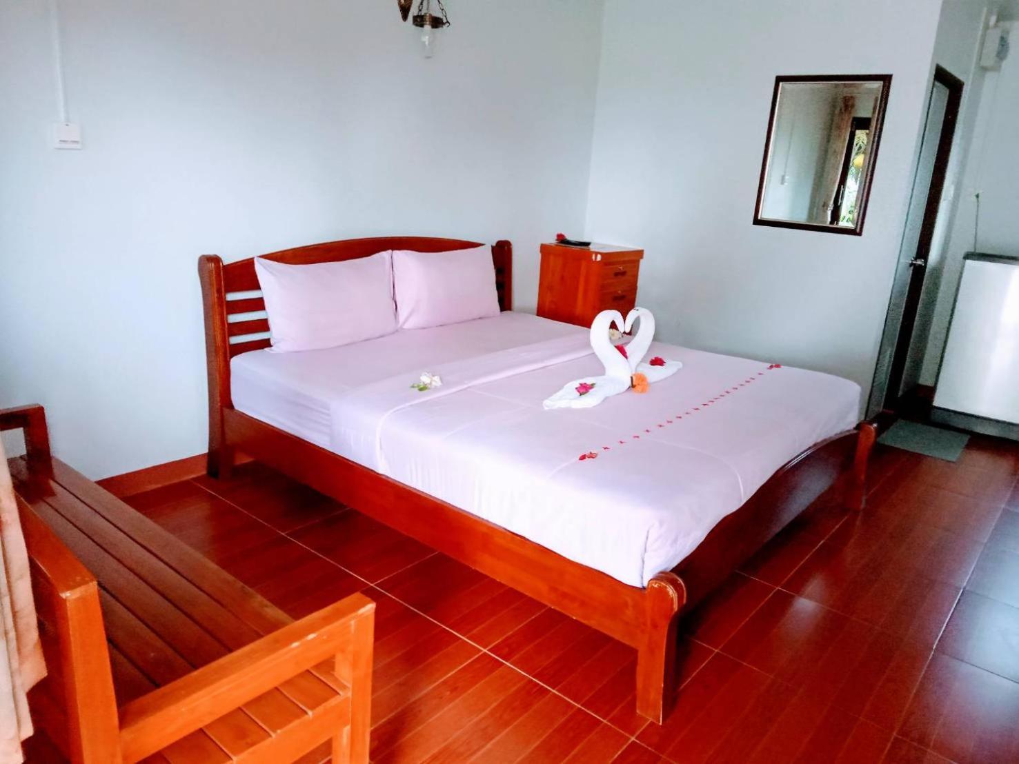 Bangpo Resort บ้านบางปอ ภายนอก รูปภาพ