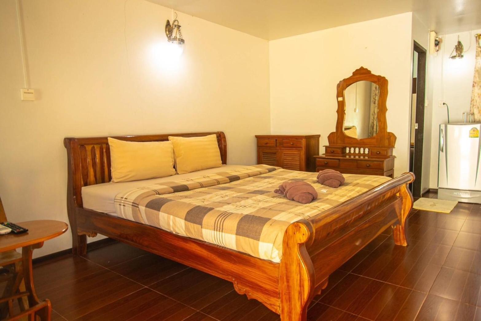 Bangpo Resort บ้านบางปอ ภายนอก รูปภาพ